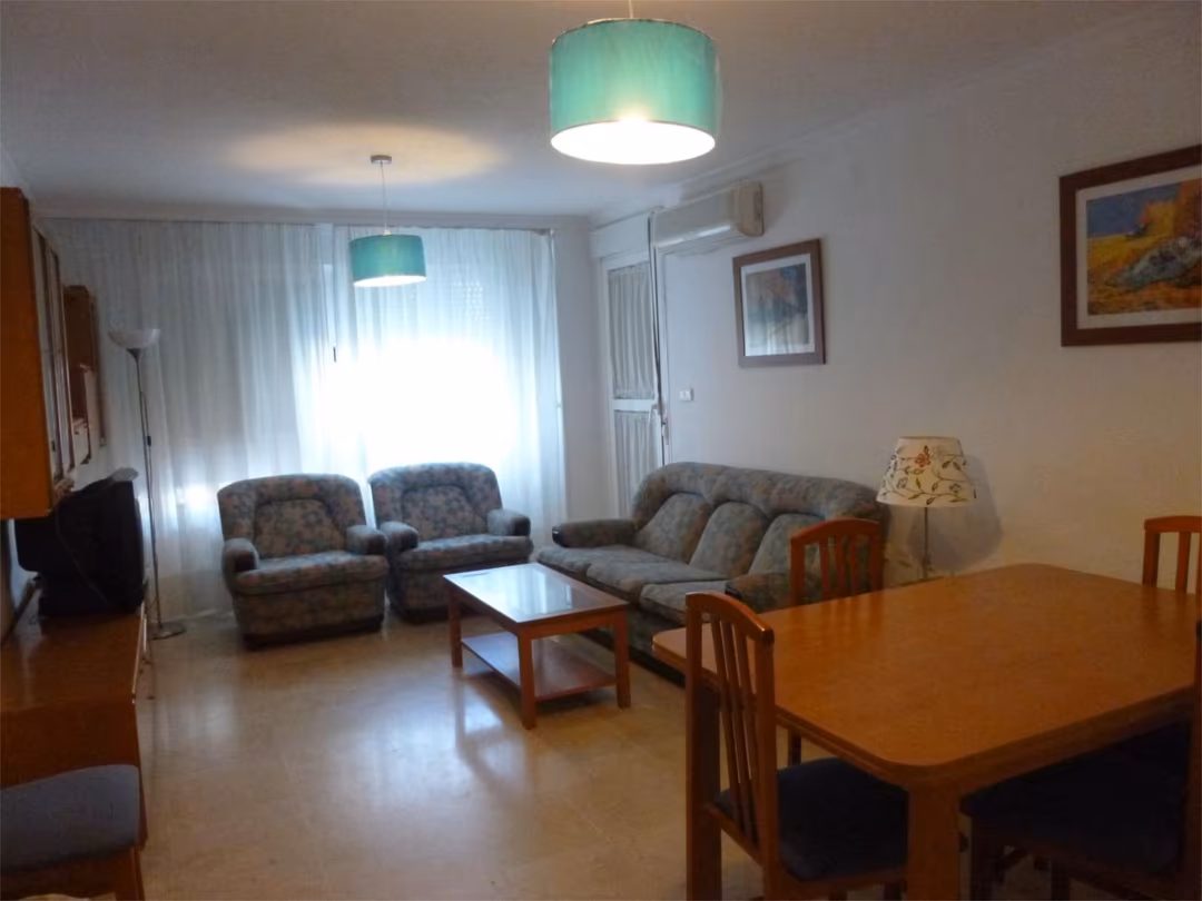 Piso en  Avenida Federico García Lorca 31