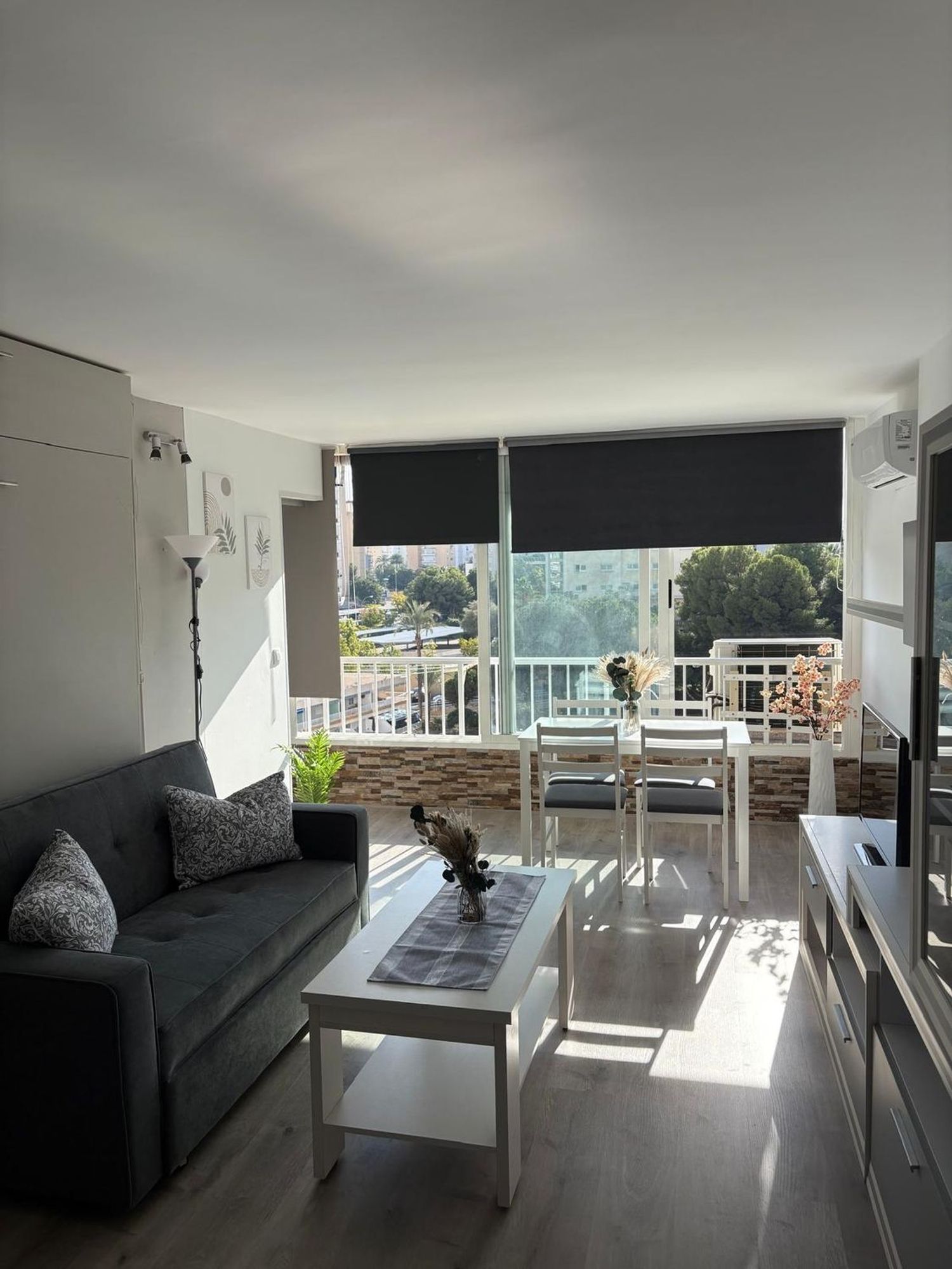 Estudio en avenida Benidorm, 18 - Foto 1