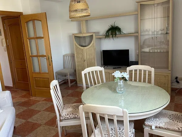 Piso en Barriada Nuestra Señora de la Oliva, Sevilla, 7, Su Eminencia - La Oliva - Foto 1