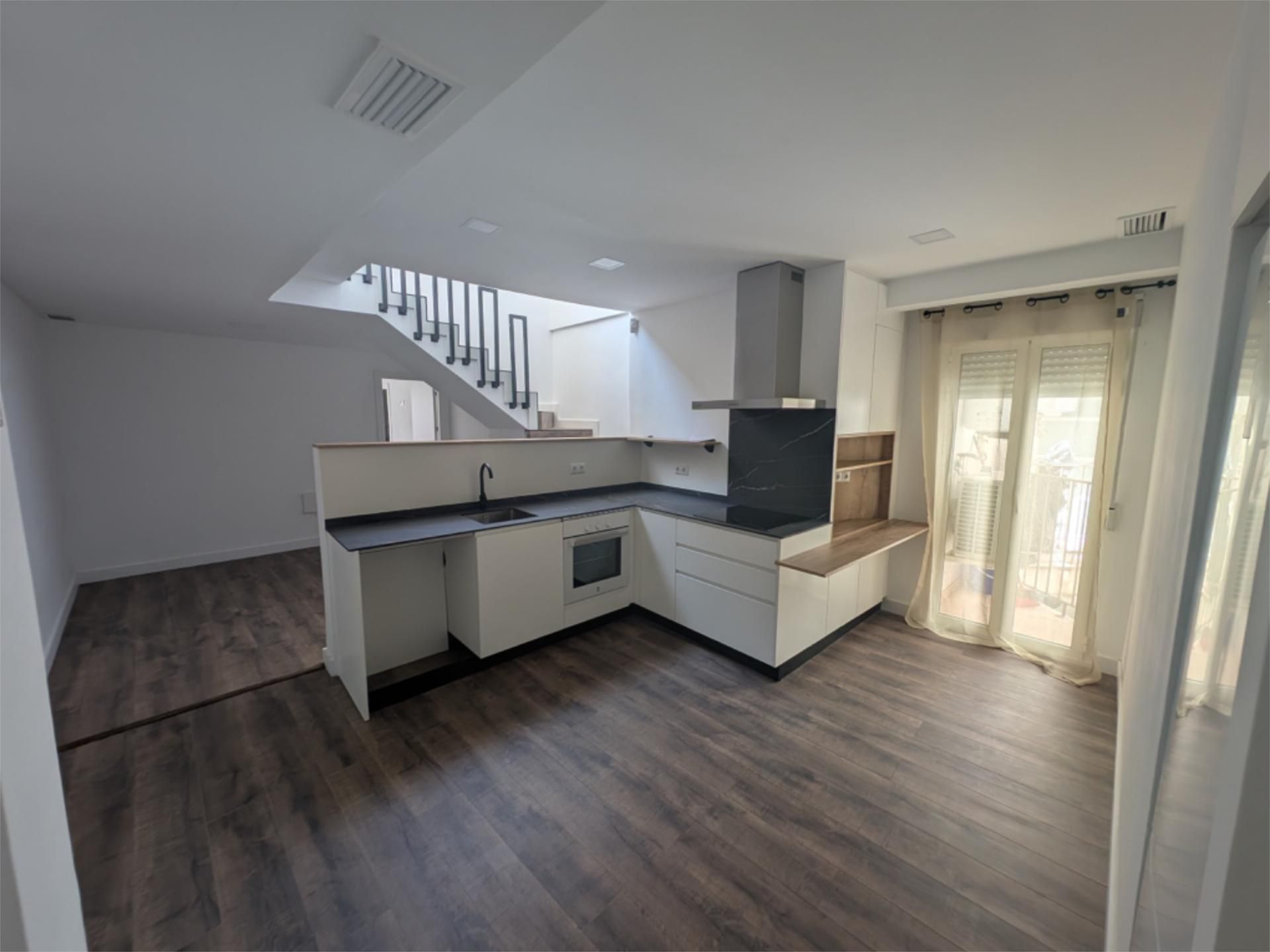 Piso en  Calle General Primo de Rivera 8 - Foto 8