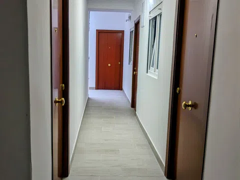 Estudio en calle de las Azucenas, 63
