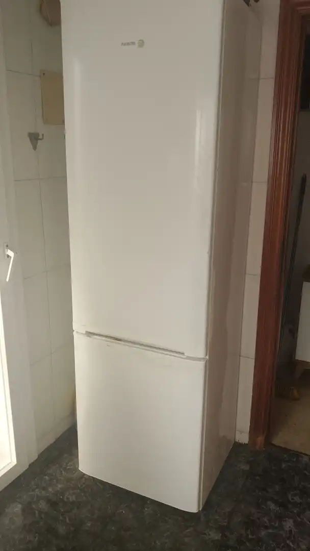 Piso en  Grup Vint-I-Cinc de Setembre 8 - Foto 5
