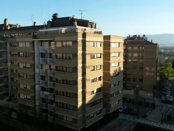 Piso en calle Pintor Asarta, 6 - Foto 3