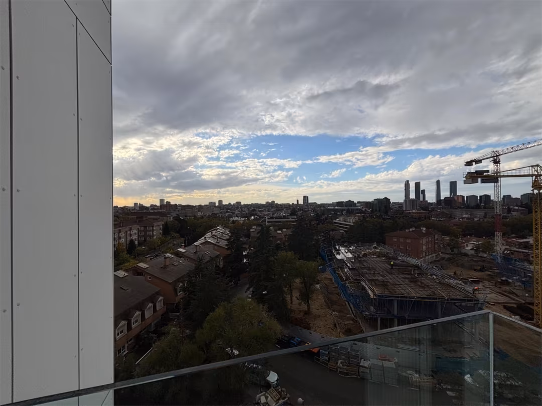 Piso en  Calle de Mesena 80 - Foto 22