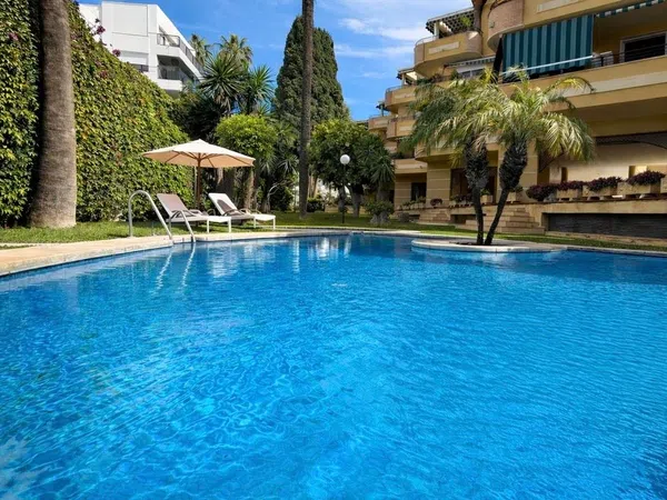 Piso en calle Bolivia, 159 - Foto 2