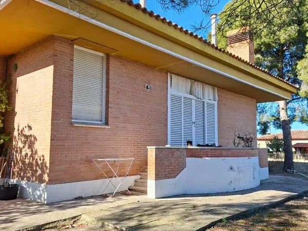 Casa o chalet independiente en Calle Ejea de los Caballeros s/n - Foto 3