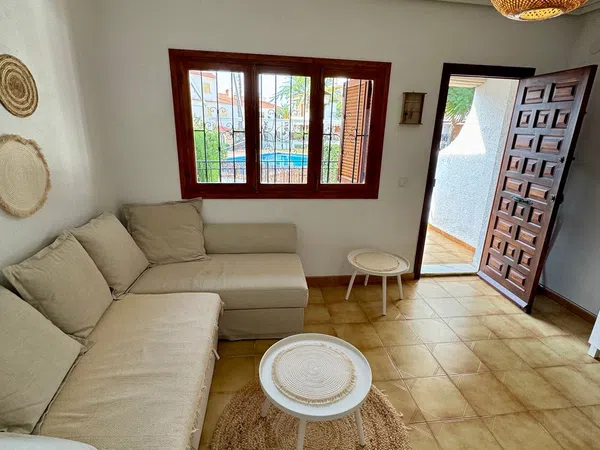 Piso en avenida de la Armada Española, 73 - Foto 2