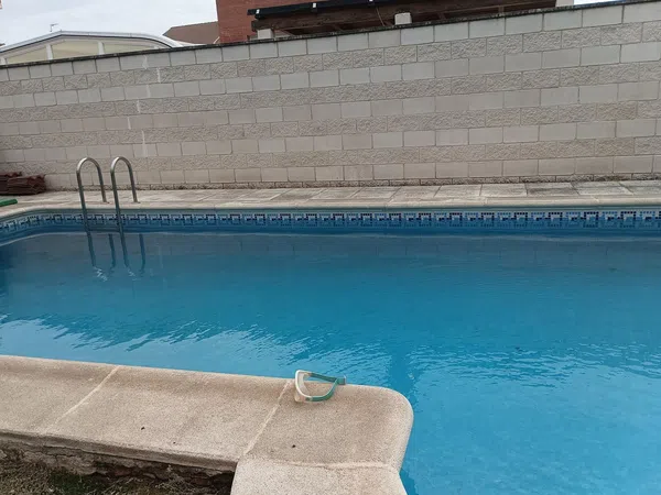 Chalet pareado en Calle Miguel de Cervantes, 38 - Foto 1