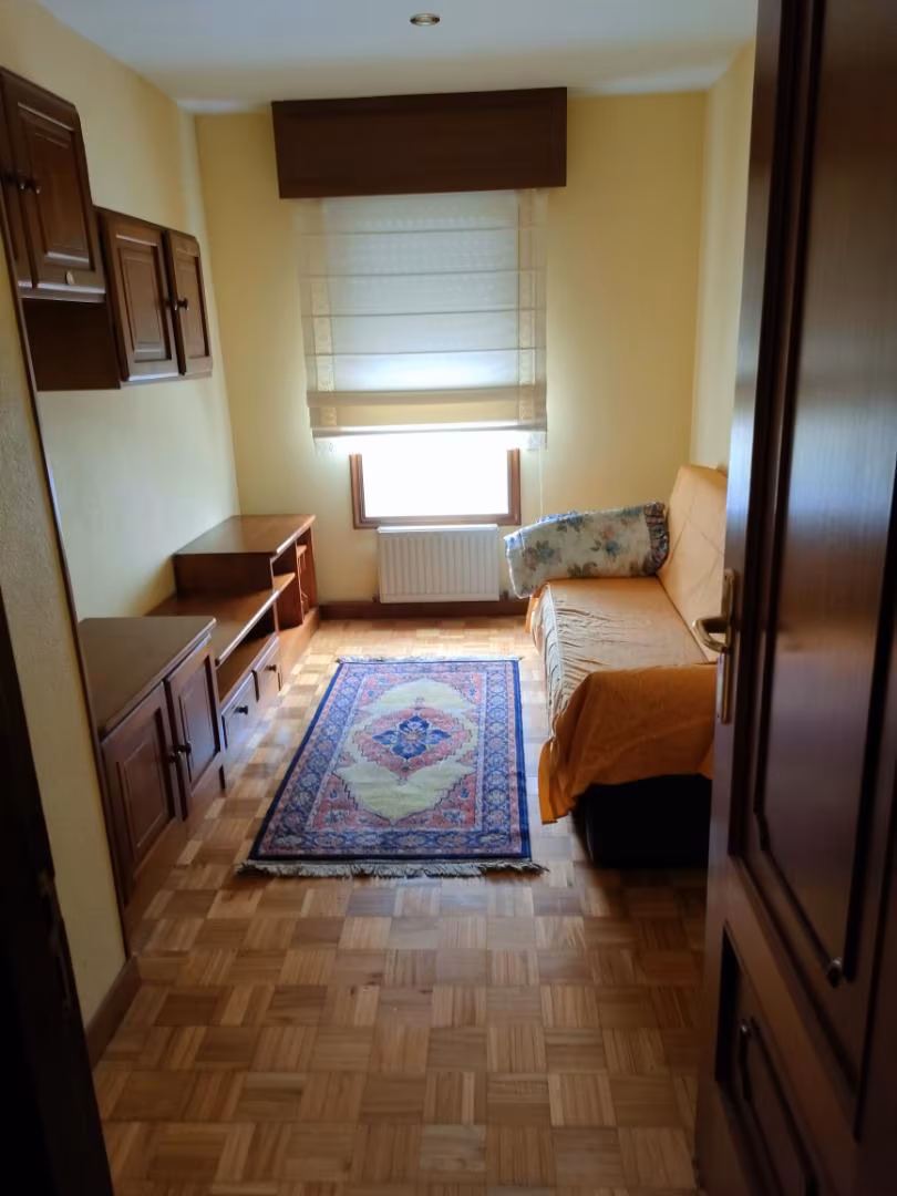 Piso en  Rúa de Praga 6 - Foto 10