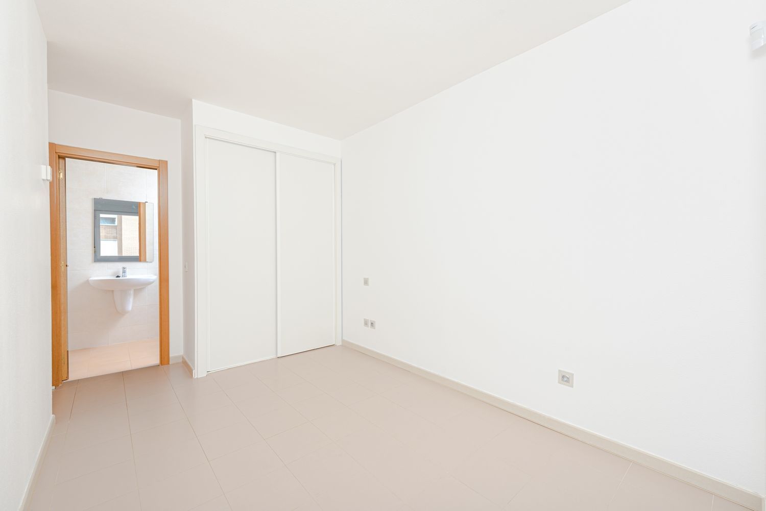 Piso en calle del Talgo - Foto 10