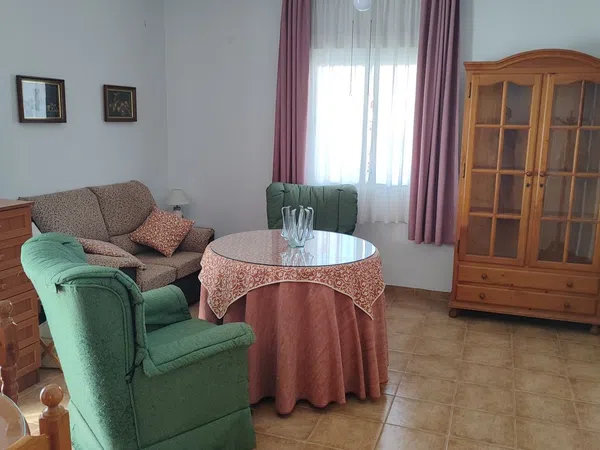 Chalet pareado en Gines - Foto 5
