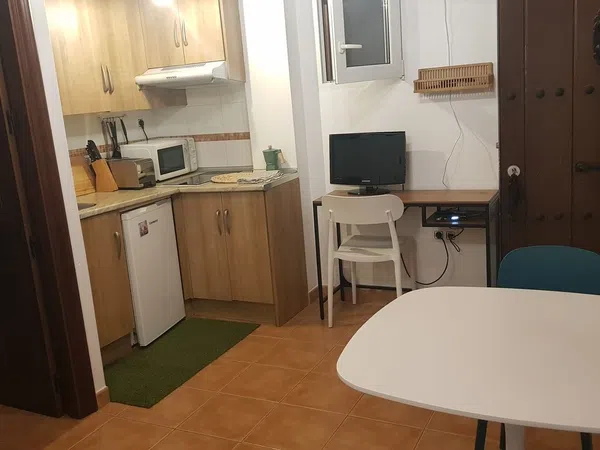 Estudio en calle Gloria, 3