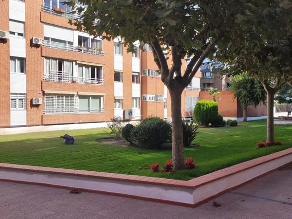 Piso en calle de Francia, 8