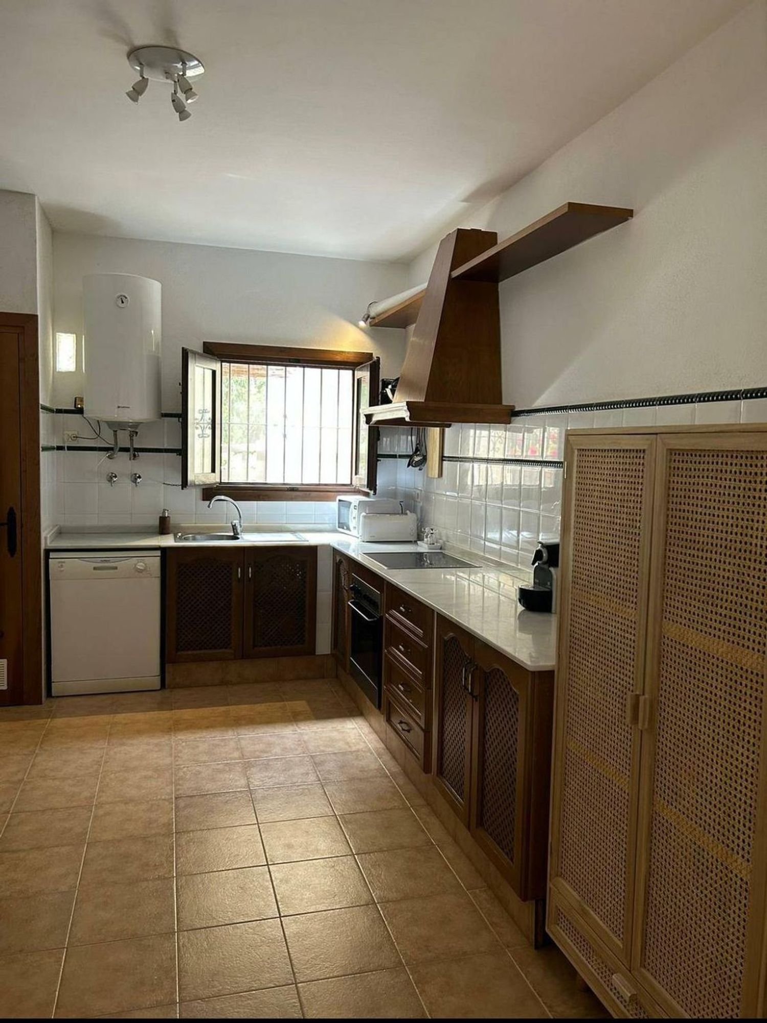 Chalet adosado en Calle Cala Higuera s/n - Foto 5