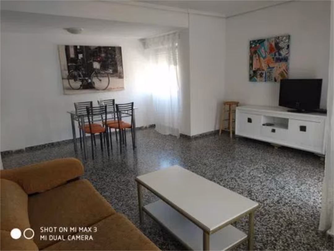 Piso en  Carrer del Baró de San Petrillo 1 - Foto 2