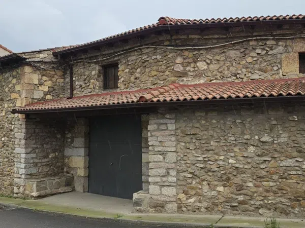 Casa de pueblo en Calle Real, 25 - Foto 2