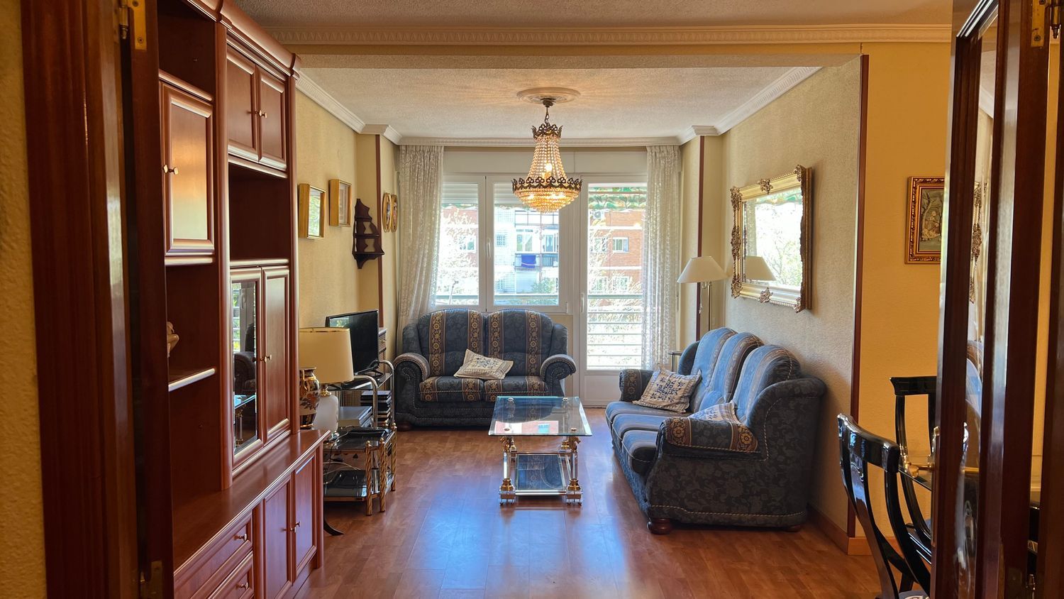 Piso en calle de Seseña, 30 - Foto 1