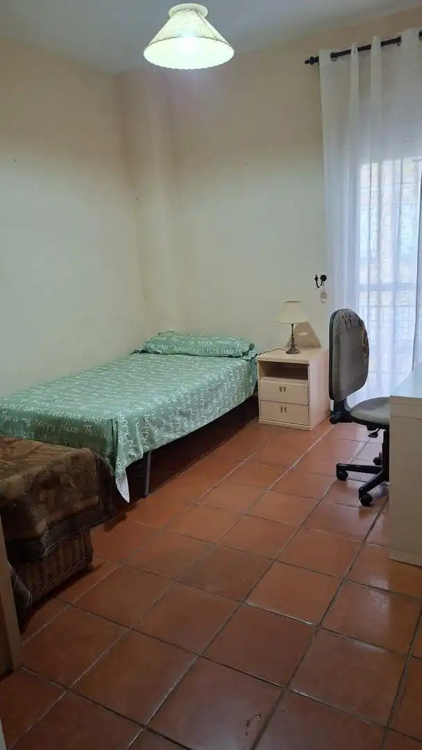 Piso en  Calle de Damasco 18 - Foto 2