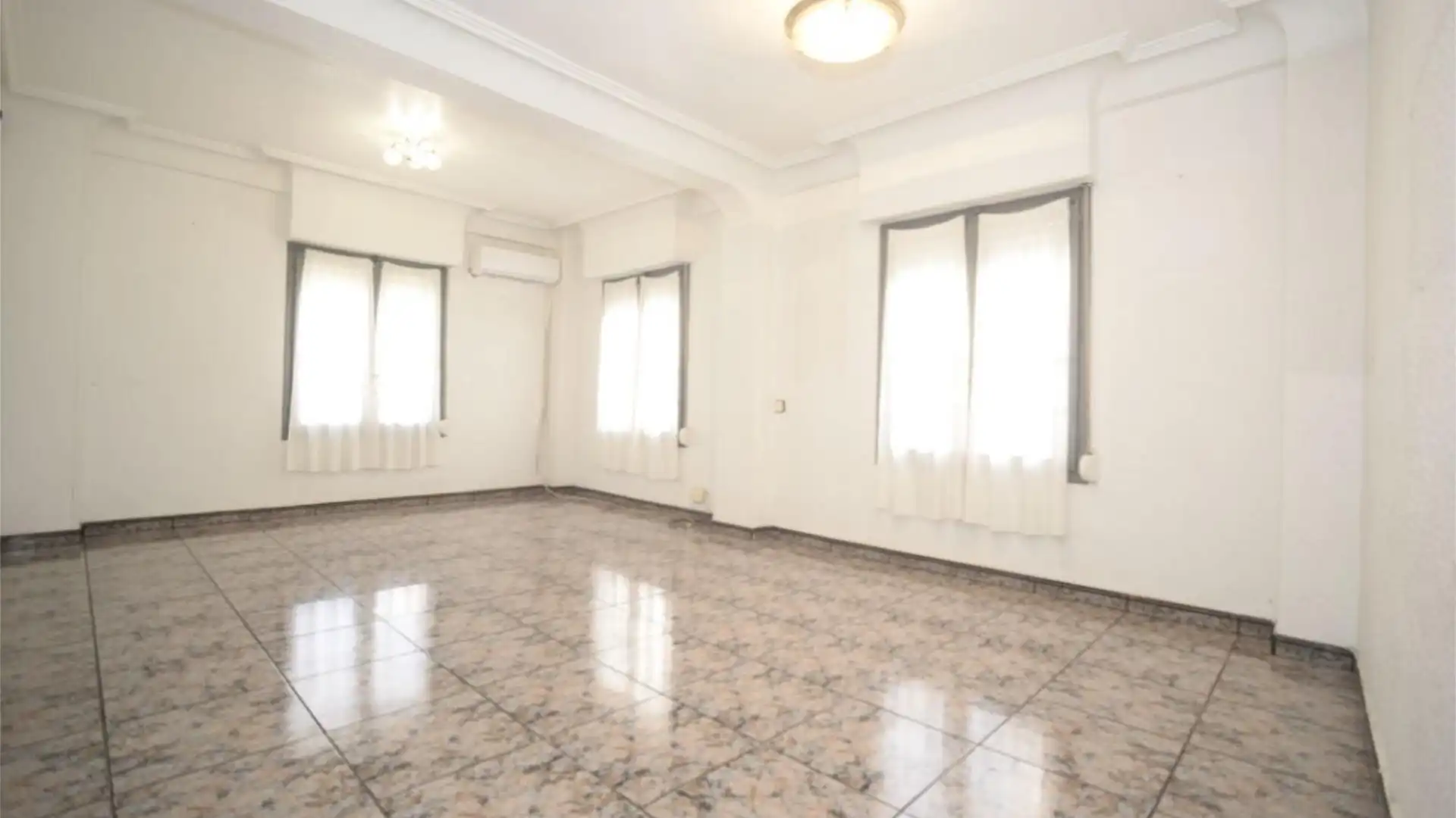 Piso en  Carrer la Torre 93 - Foto 2