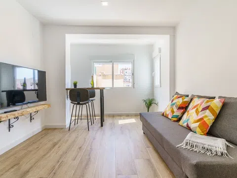 Estudio en calle Fernando Chirino, 6