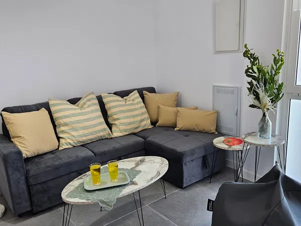 Estudio en Calle Mar Egeu, 4 - Foto 2