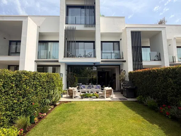 Chalet adosado en Urbanización San Roque Club, 17, San Roque Club - Foto 1