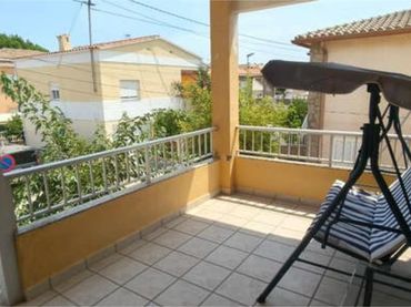 Casa adosada en Platja de Benafeli - Foto 1
