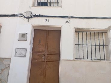Casa adosada en  Calle Tahonas 34 - Foto 1