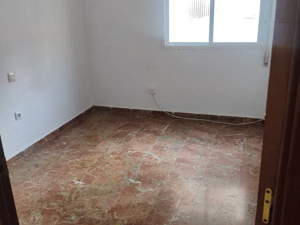 Piso en Calle Zaragoza, 3 - Foto 3