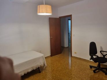 Piso en  Carrer de Gonzalo Ramiro Pedrer 2 - Foto 8