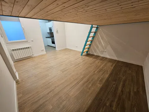 Piso en calle del Bastero, 12