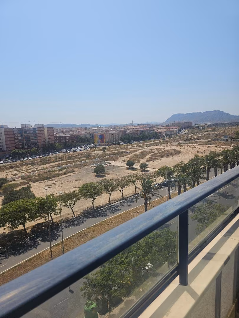 Piso en  Avenida del Doctor Jiménez Díaz 853 - Foto 11