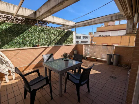 Ático en avenida de la Ciudad de Barcelona, 103