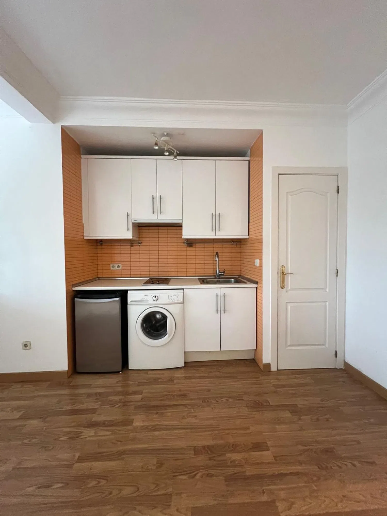 Estudio en calle de Aniceto Marinas, 14 - Foto 2