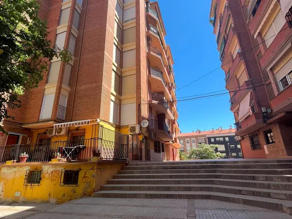 Piso en Calle Manuel de Falla, 6 - Foto 5