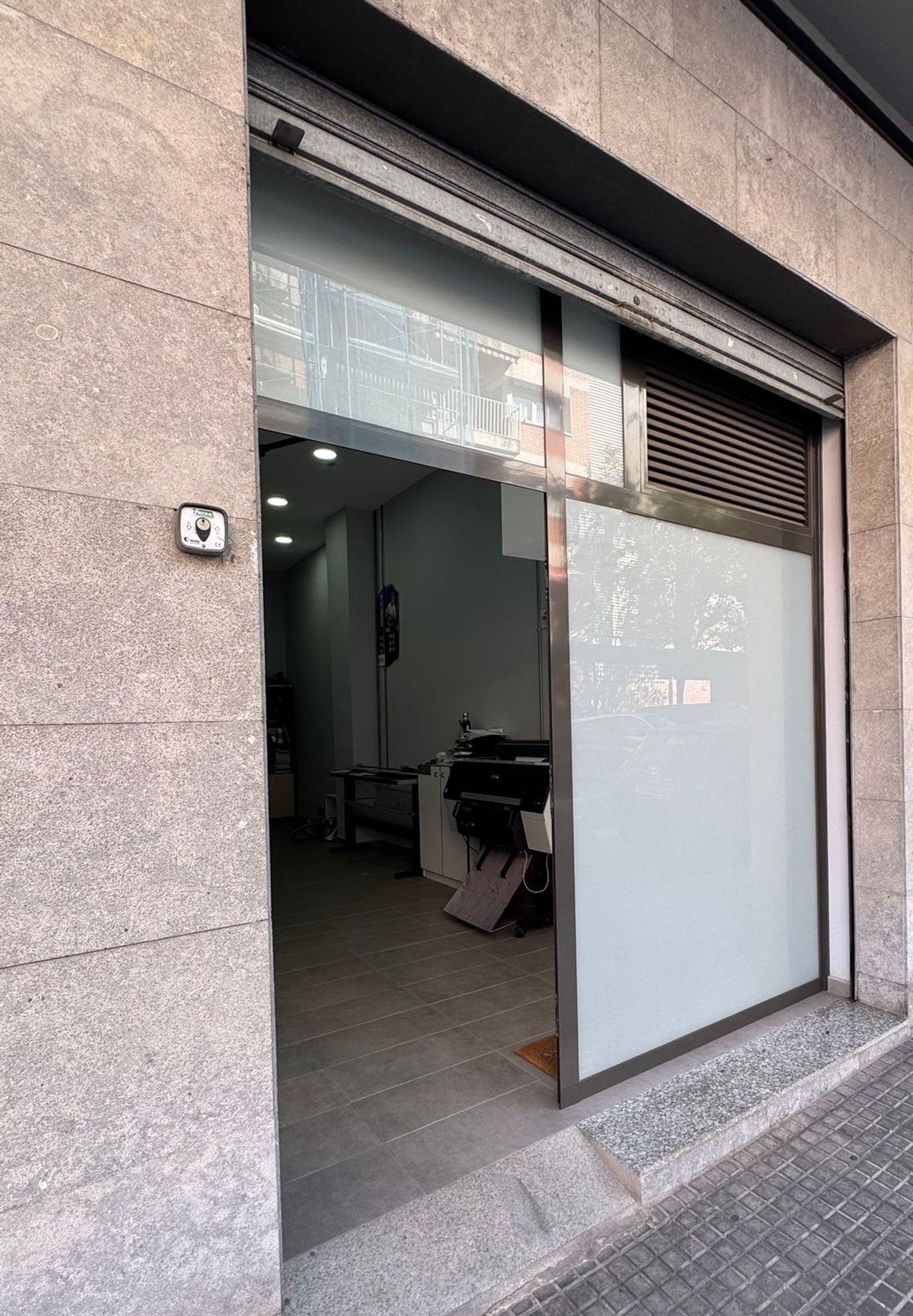 Local en Calle de Santa Eugènia, 13, Centre-Cordelles, Centre-Cordelles - Foto 2