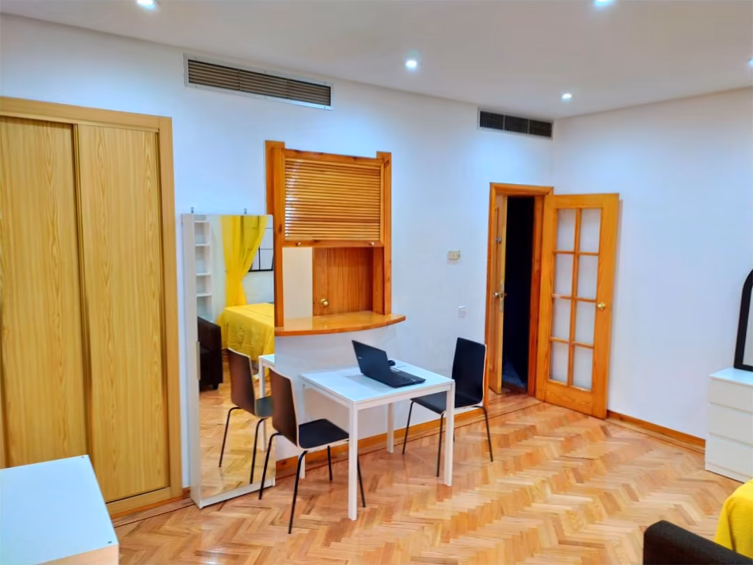 Estudio en  Calle de la Montera 35 - Foto 5