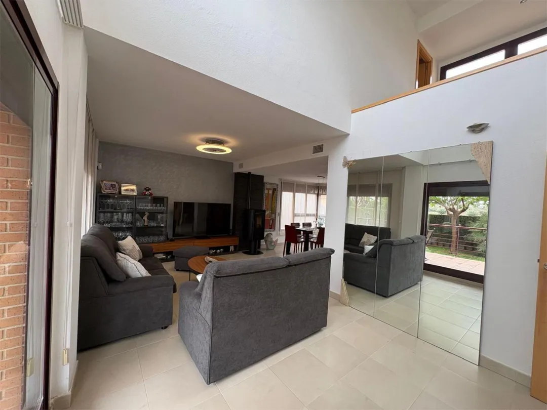 Chalet en  Carrer Capricorn 9 - Foto 10