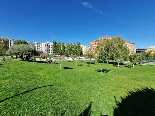 Piso en calle de Nanclares de Oca, 26