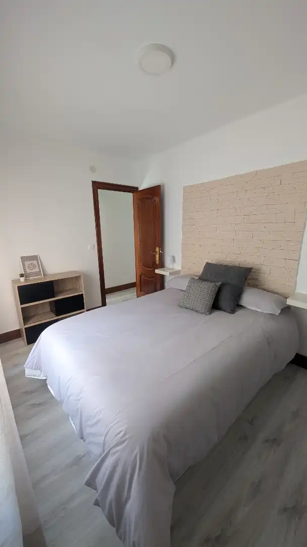 Piso en  Rúa Álvaro Cunqueiro 35 - Foto 10
