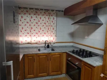 Chalet en centro - Foto 4