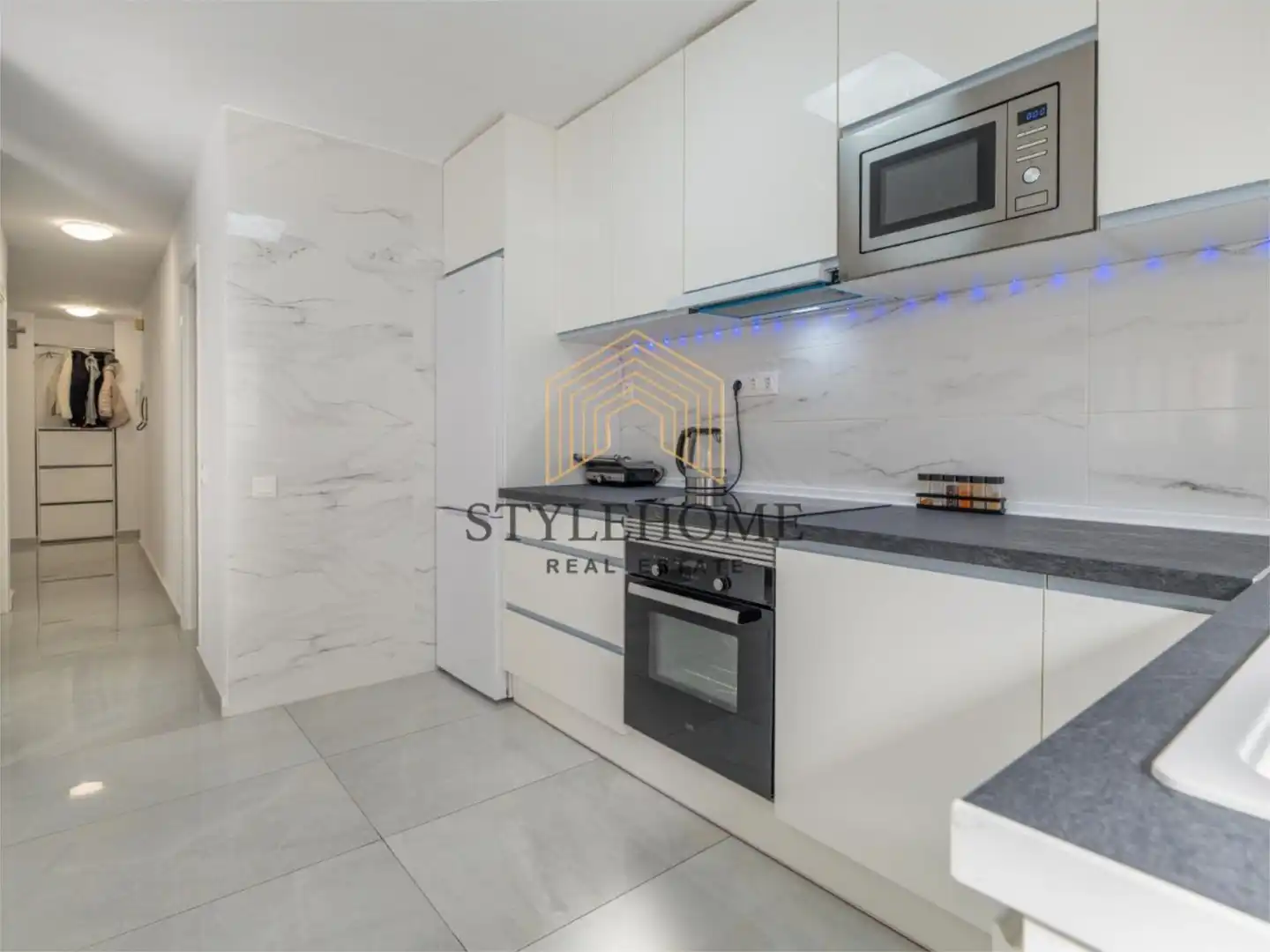 Apartamento en  Calle San Miguel de Salinas 12 - Foto 3