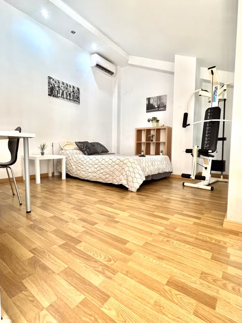 Piso en  Avinguda del Cardenal Benlloch 43