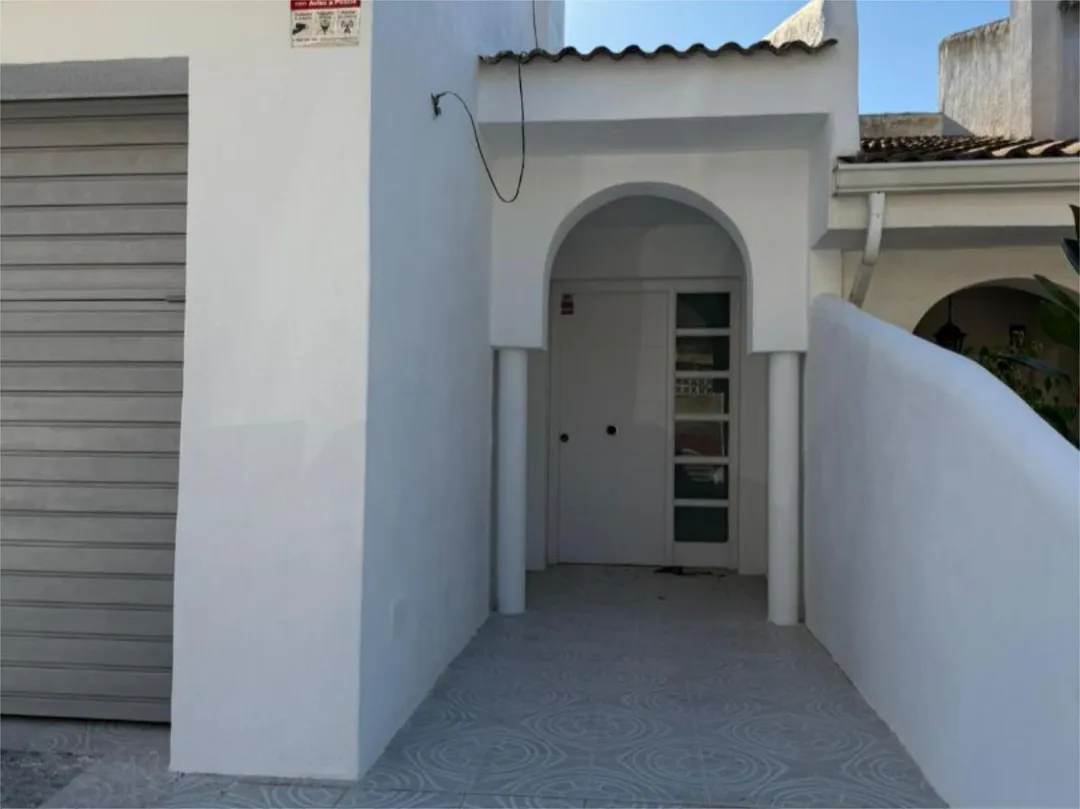 Casa adosada en  Carrer de Bolívia 17 - Foto 14