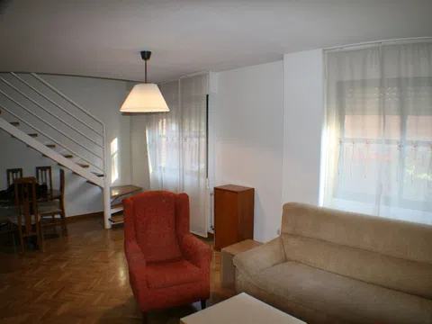 Dúplex en avenida de Talavera de la Reina, 13