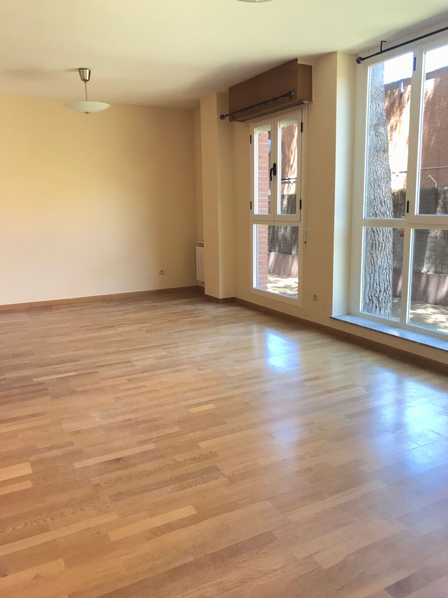 Piso en via Complutense, 122 - Foto 2