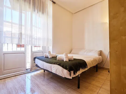 Estudio en calle del Barco, 8