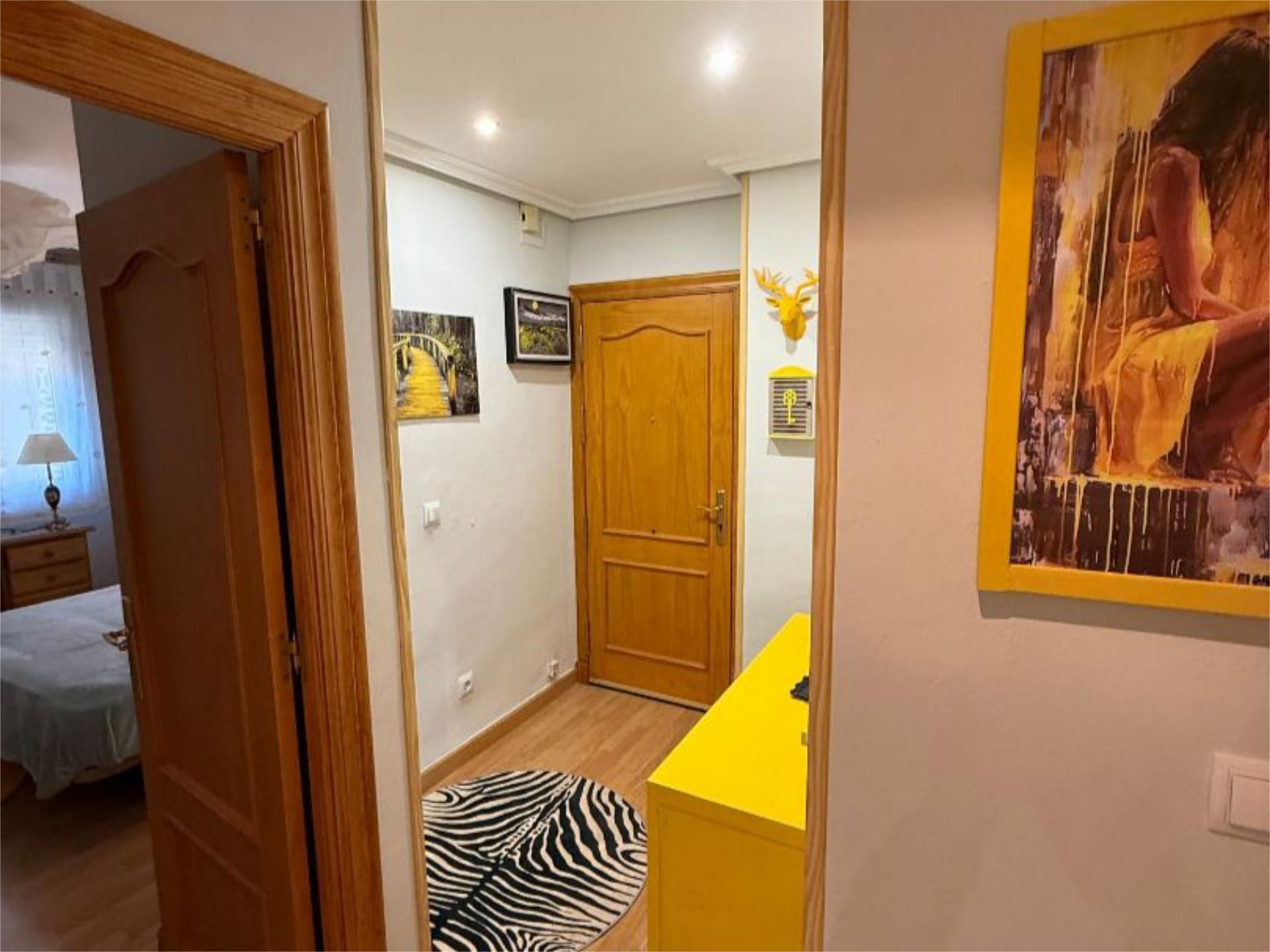 Piso en  Calle Ignacio López Lacal 2