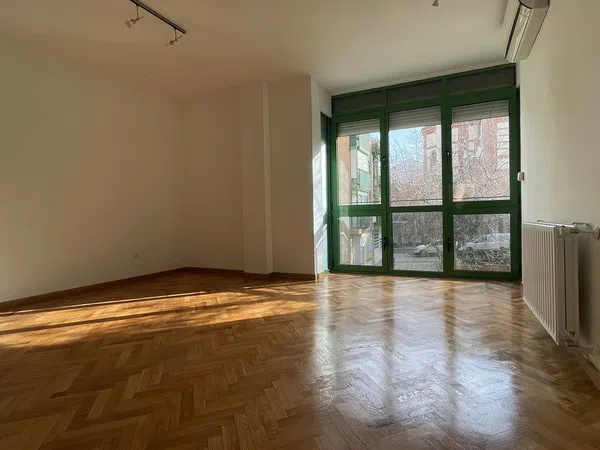 Piso en calle de Fray Junípero Serra, 27