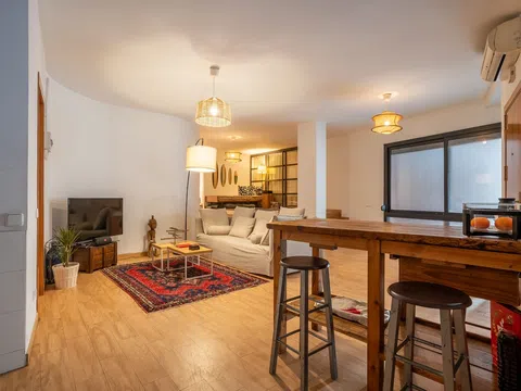 Estudio en calle de Sant Màrius, 45